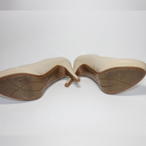 MAX Fisher Patent Leather Platform Beige Heels - Picture 6 of 12